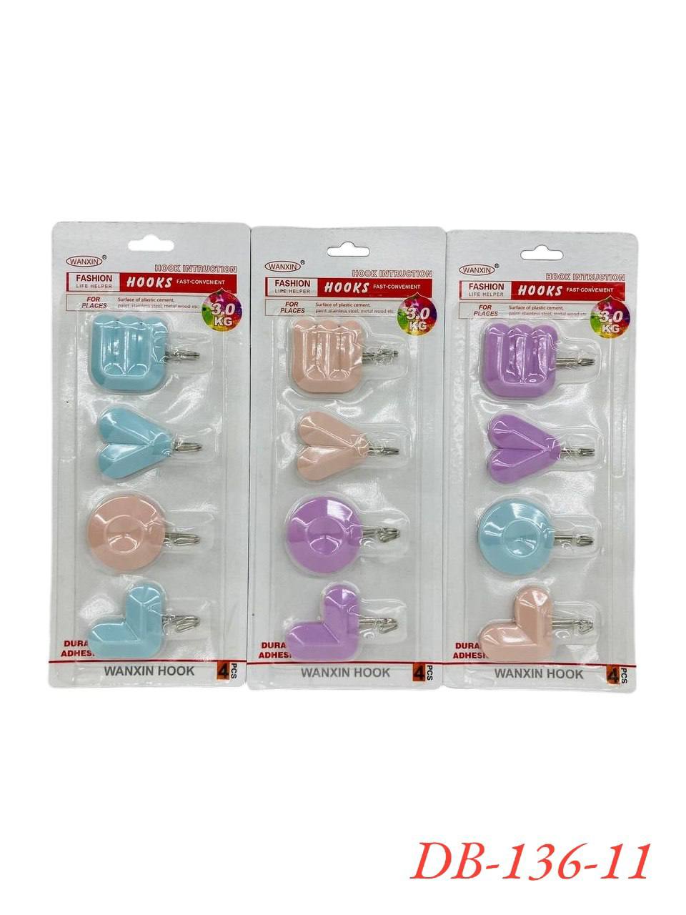Крючки пластиковые DB-136-11 Разноцветный